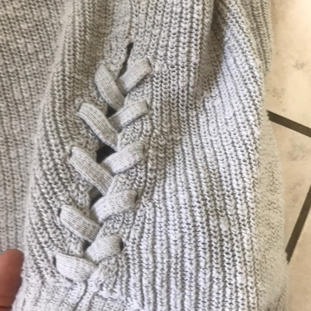 Sweater - Picture 4 of 5